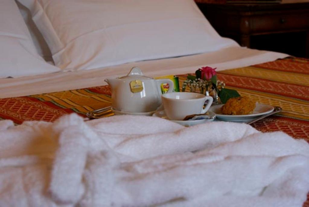 Hotel Progresso サン・ベネデット・デル・トロント エクステリア 写真